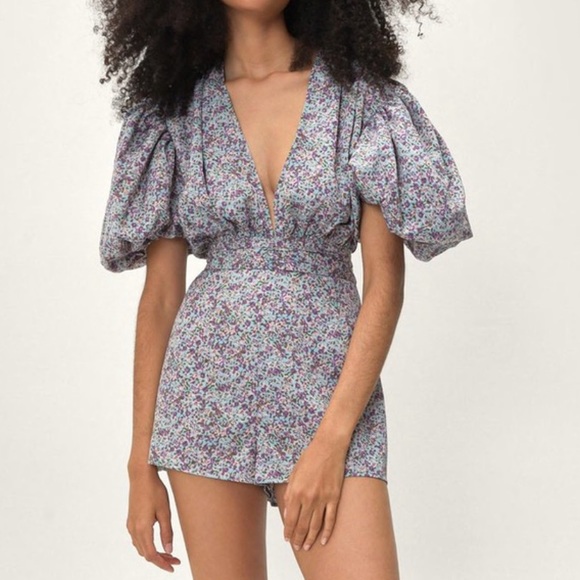 Nasty Gal Pants - Floral Puff Sleeve Ruched Waist Romper US 12